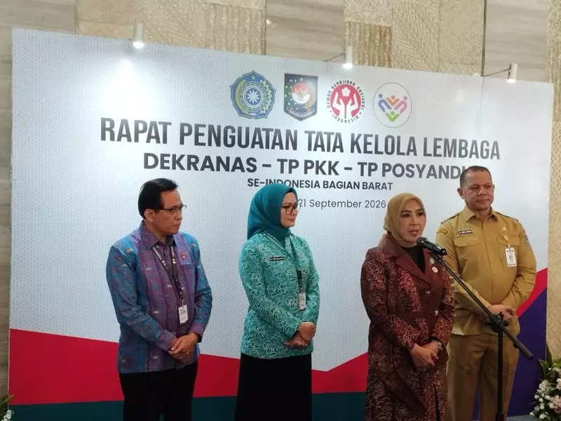 Tri Tito Ajak Perkuat Tata Kelola Dekranas, PKK dan Posyandu di Daerah