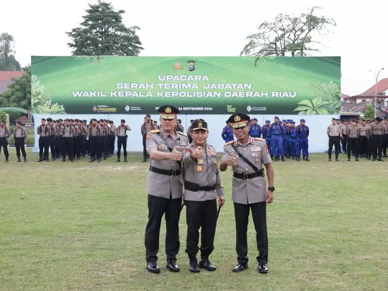 Wakapolda Riau Resmi Dijabat Brigjen Simson Zet Ringu