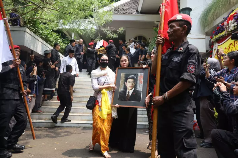 5 Fakta Terkait Kepergian Guruh Soekarnoputra