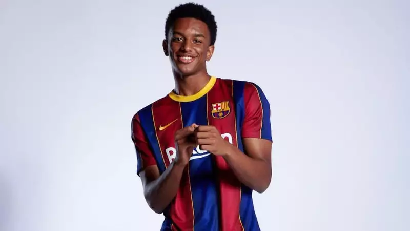 AC Milan Saingi Juventus dalam Perburuan Alejandro Balde dari Barcelona