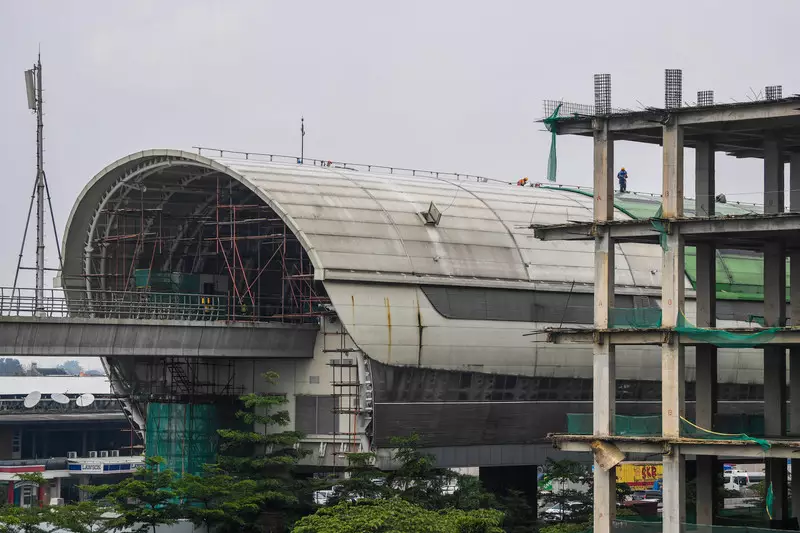 Adhi Karya Ungkap Penyebab Proyek LRT City Mandek: Market Turun, Cash Flow Sulit