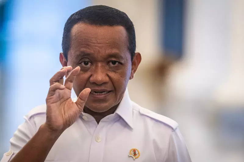 Bahlil soal Izin Tambang: Saya Sayang Pengusaha Besar, tapi Prioritas untuk UMKM