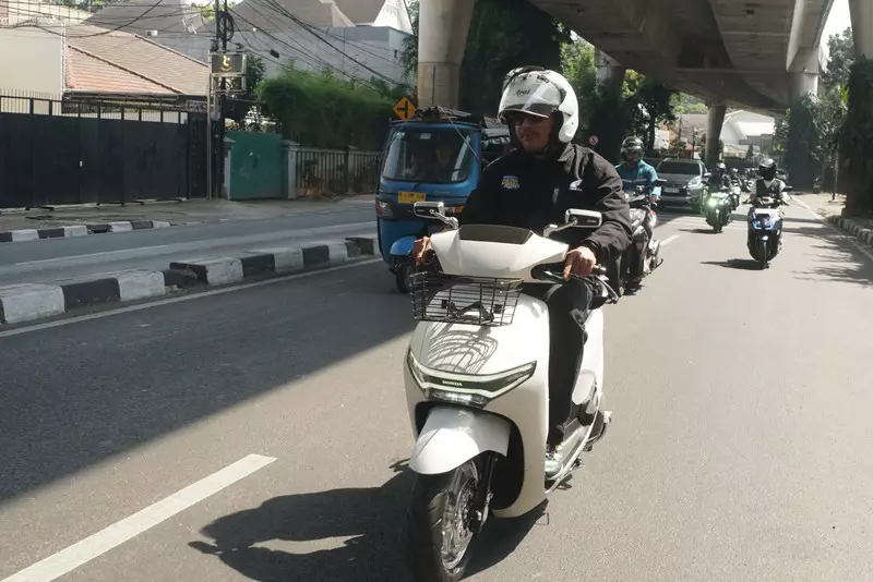 Bikin Motor Ganteng Enggak Harus Ikuti Tren