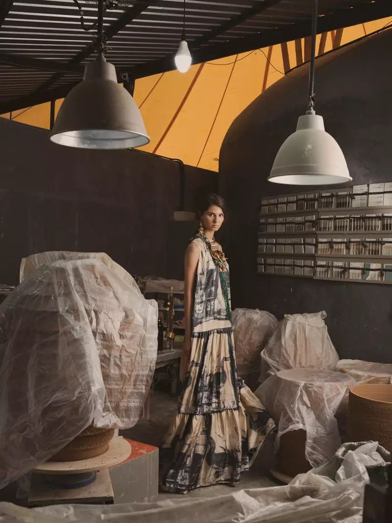 Biyan & Gaya Ceramic Ubah Limbah Keramik dan Fashion Jadi Karya Seni Indah