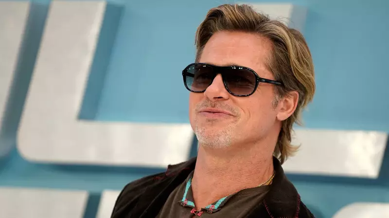 Brad Pitt Comeback di Sekuel World War Z, Siap Hadapi Wabah Zombi Lagi