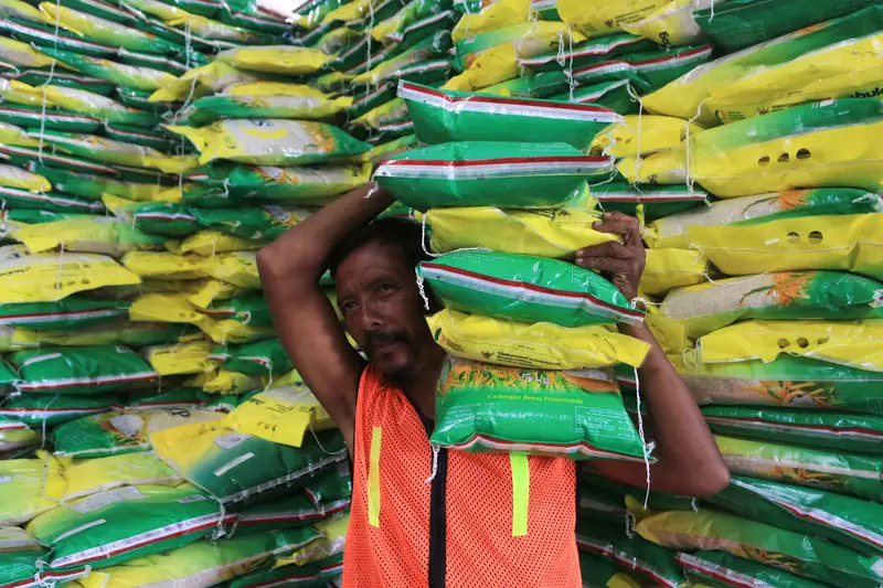 Bulog Gelontorkan 60 Ribu Ton dari Target 110 Ribu Ton Beras ke Ritel
