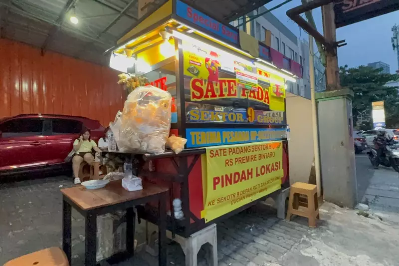 Cerita Penjual Sate Padang di Bintaro Ngaku Dipalak Rp 250 Juta, Kini Pindah
