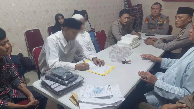Curi Rp 5 Juta Demi Modal Nikah, Pengamen Depok Akad di Polsek