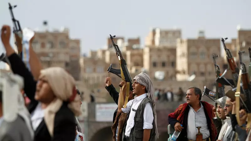 Dalam Hitungan Jam, Pertempuran Pasukan Yaman Melawan Houthi Tewaskan 48 Orang