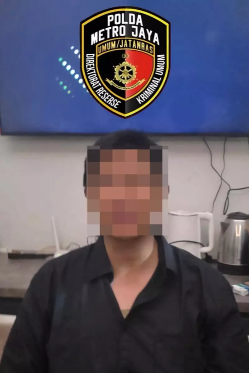 Fakta-fakta Pria Tendang Perempuan di Mal Senayan: Motif hingga Jadi Tersangka