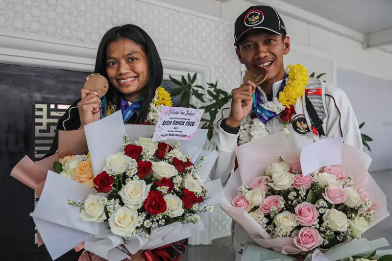 Foto: Dua Atlet Wushu Peraih Medali Disambut di Semarang