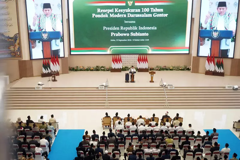 Foto: Prabowo Hadiri 100 Tahun Pondok Modern Gontor
