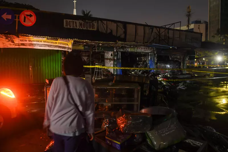 Foto: yang Tersisa dari Kebakaran di Pasar Mobil Kemayoran