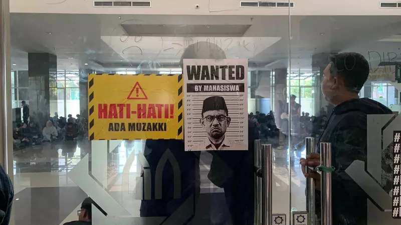 Guru Besar Benarkan Prof Akh Muzakki Mundur dari Rektor UINSA Surabaya