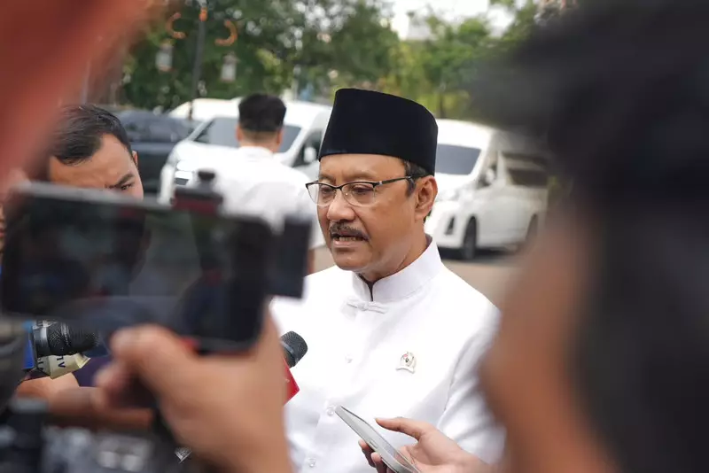 Gus Ipul Hadiri Ratas di Istana, Bahas BPJS hingga Transformasi Data