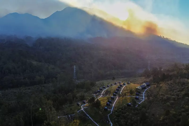 Hutan Gunung Merapi Terbakar, Luasnya Mencapai 30 Hektare, Kini Pendinginan