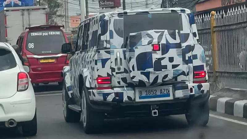 iCar V25 Kepergok di Indonesia, Kembaran V23 Tapi Lebih Panjang