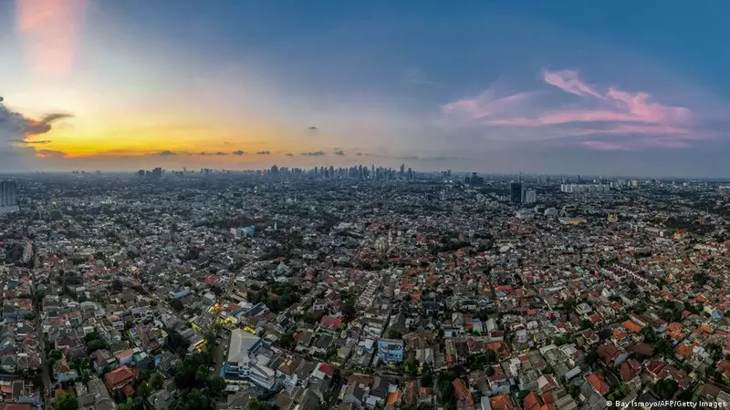Jakarta: Ruang Depan dan Ruang Belakang