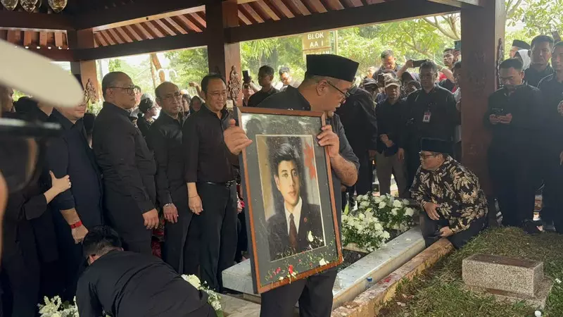 Jejak Guruh Soekarnoputra di Industri Perfilman Indonesia