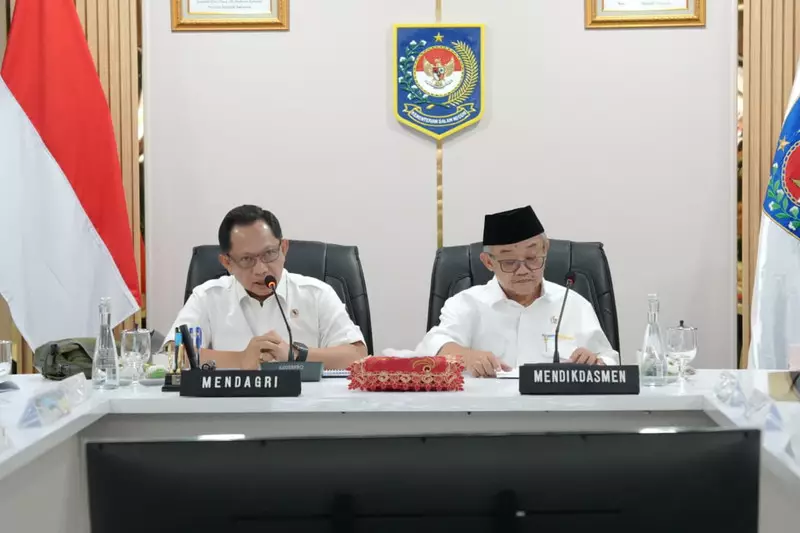 Kasatgas Tito Pastikan 4.922 Sekolah Pascabencana di Sumatera Kembali Beroperasi