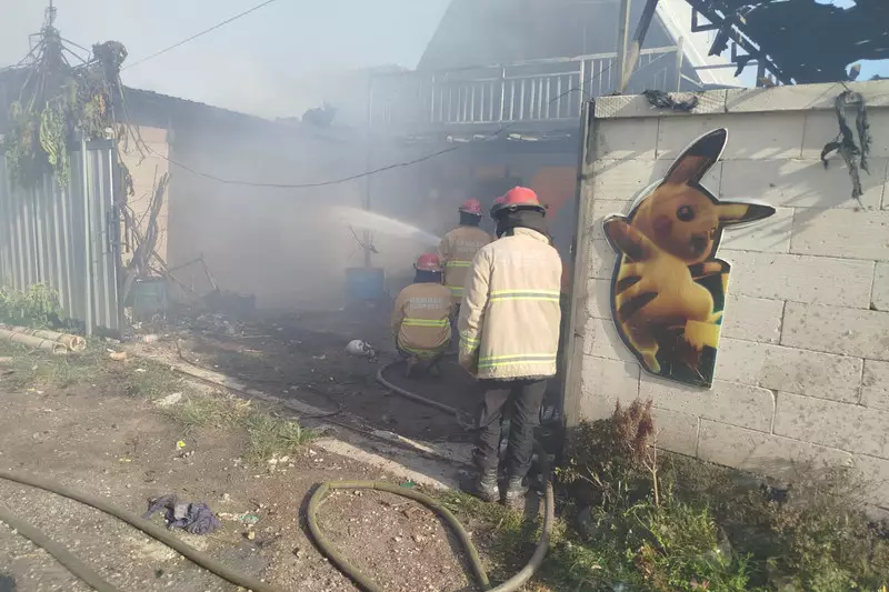 Kebakaran Gudang Kembang Api di Denpasar: Meledak Saat Dirakit, 2 Luka Bakar