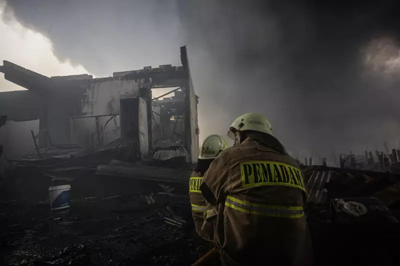 Kebakaran Restoran di Kebayoran Baru, 17 Unit Damkar Dikerahkan