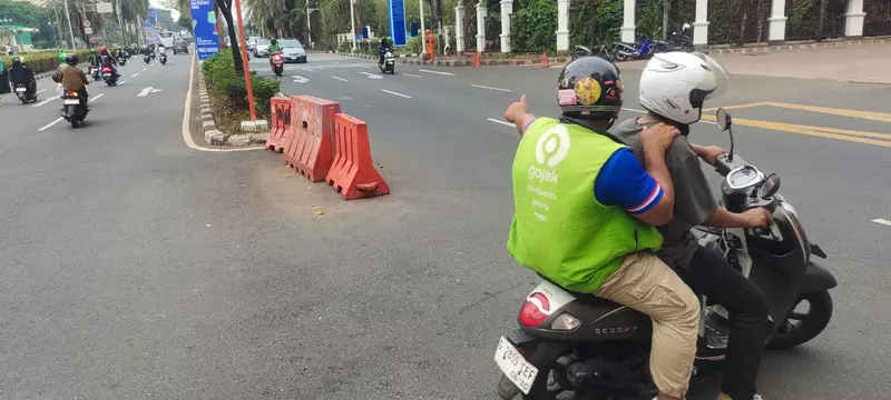 Kecelakaan Moge vs Ojol di Senayan, 3 Orang Luka-luka