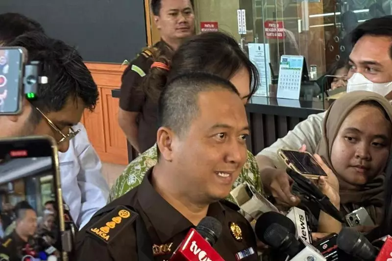 Kejagung Mutasi 16 Pejabat: Jaksa Kasus Chromebook Roy Riady Jadi Kajari Jakut