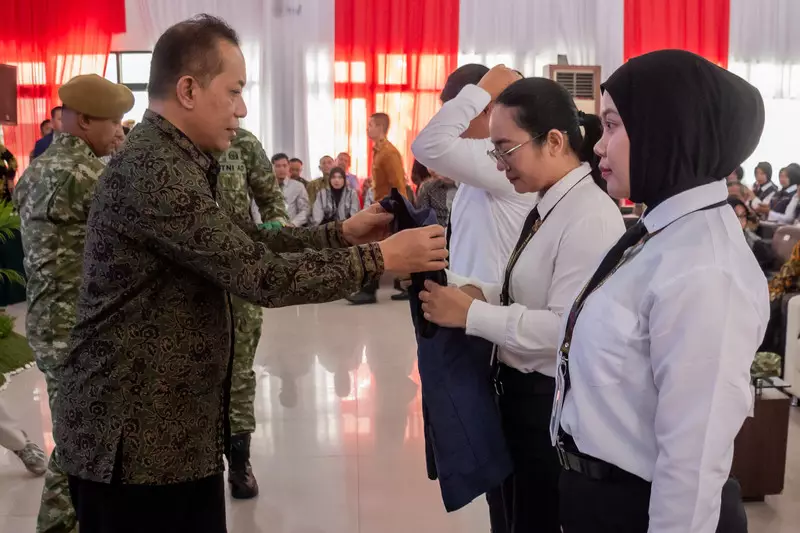 Kemenkop Klarifikasi Penempatan Manajer Kopdes, Jamin Mayoritas di Domisi Asal