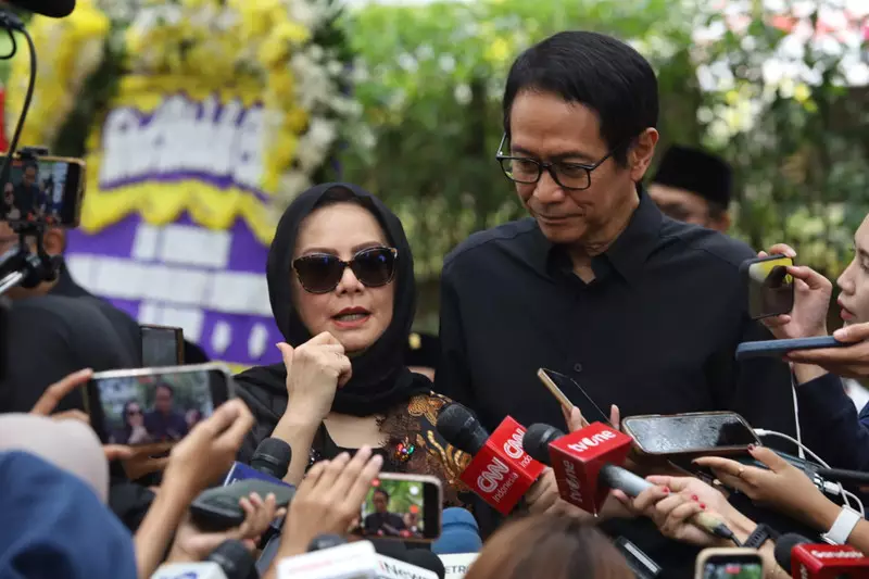 Kenangan Addie MS, Memes, dan Krisdayanti untuk Guruh Soekarnoputra