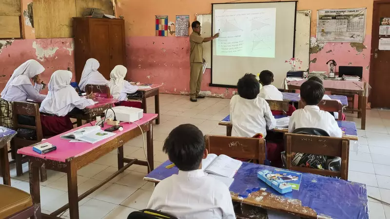 Krisis Membaca dan Jalan Pendidikan Mangunwijaya