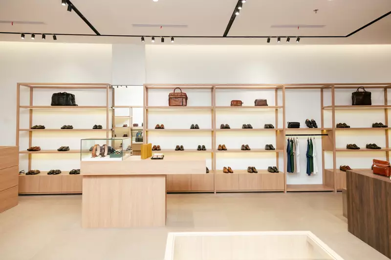 Mario Minardi Bawa Sepatu Kulit Lokal Kualitas Italia ke Summarecon Mall Bekasi