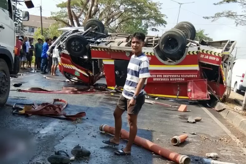 Mobil Damkar Terbalik di Sulsel saat Hendak Padamkan Kebakaran, 2 Petugas Tewas