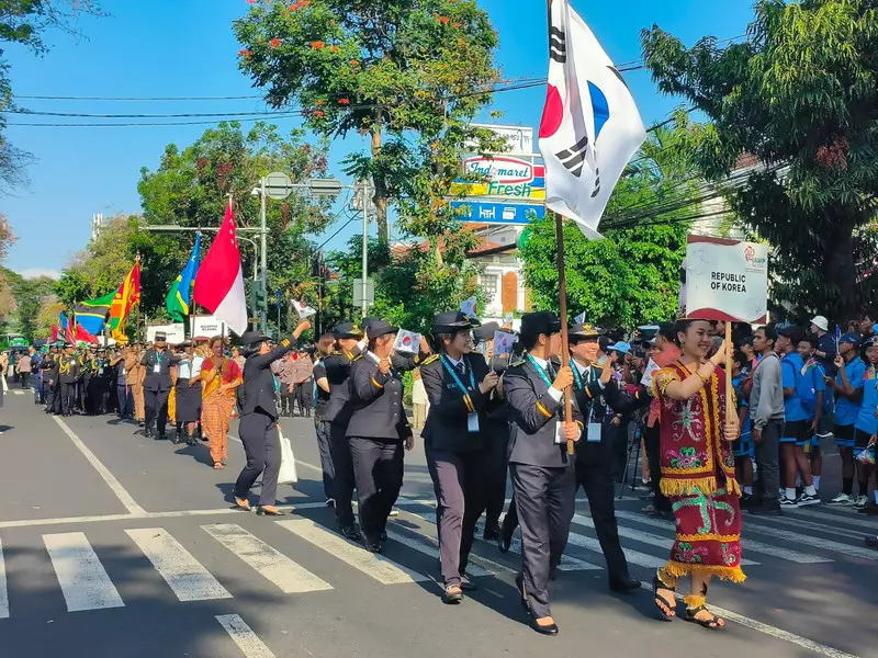 Momen Polwan Berbagai Negara Parade di Bali, Sempat Jajal Tari Tradisional