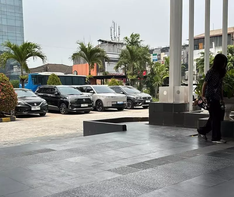 Mungkin Masalah Terbesar Kita Bukan Loneliness