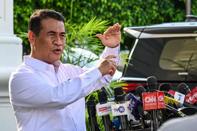 Negara yang Pandai Bicara