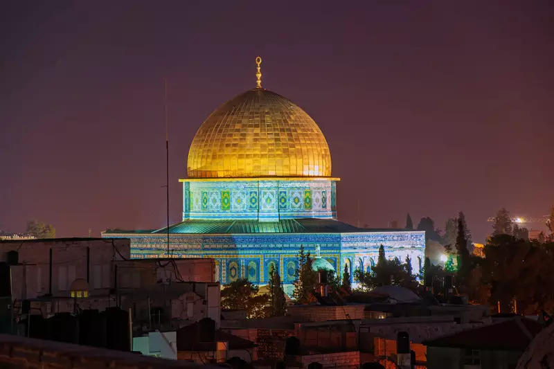 Netanyahu bersama Warga Israel Terobos Al-Aqsa & Gelar Doa, Arab Saudi Mengecam