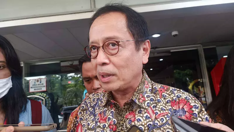 OJK: Relaksasi DHE SDA Buka Persaingan Bank Rebut Dana Eksportir