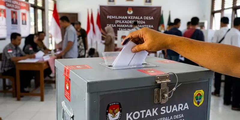 Penaruban Melawan Politik Uang