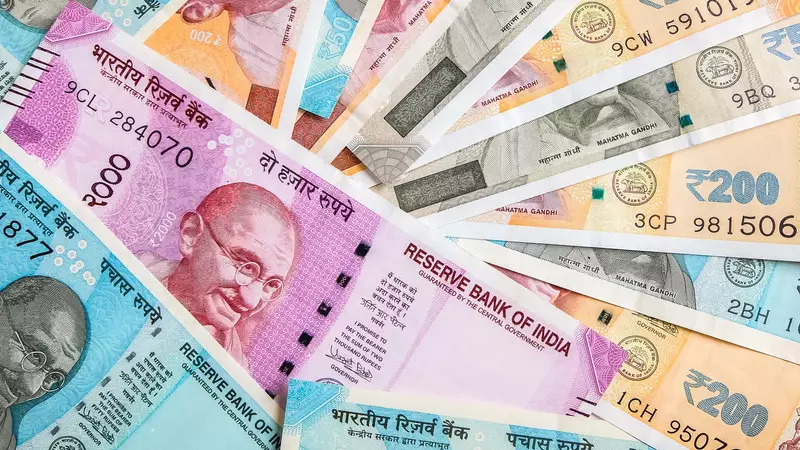 Peredaran Uang Tunai di India Tetap Tinggi Meski Transaksi Digital Terus Tumbuh