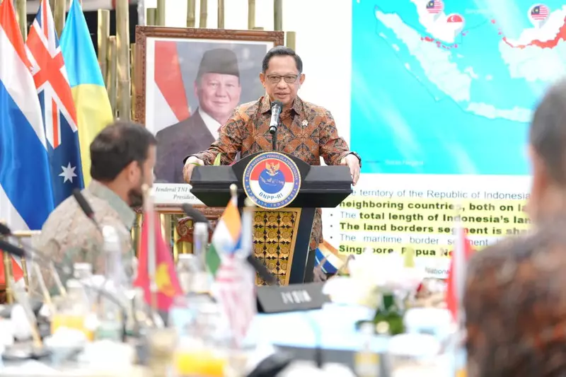 Perkuat Kerja Sama Perbatasan, Mendagri Dukung Forum Reguler Negara Tetangga