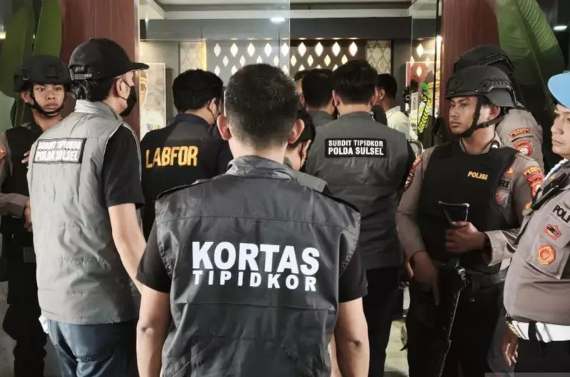 Polisi Geledah Kantor Bupati Gowa Terkait Dugaan Pungli-Gratifikasi