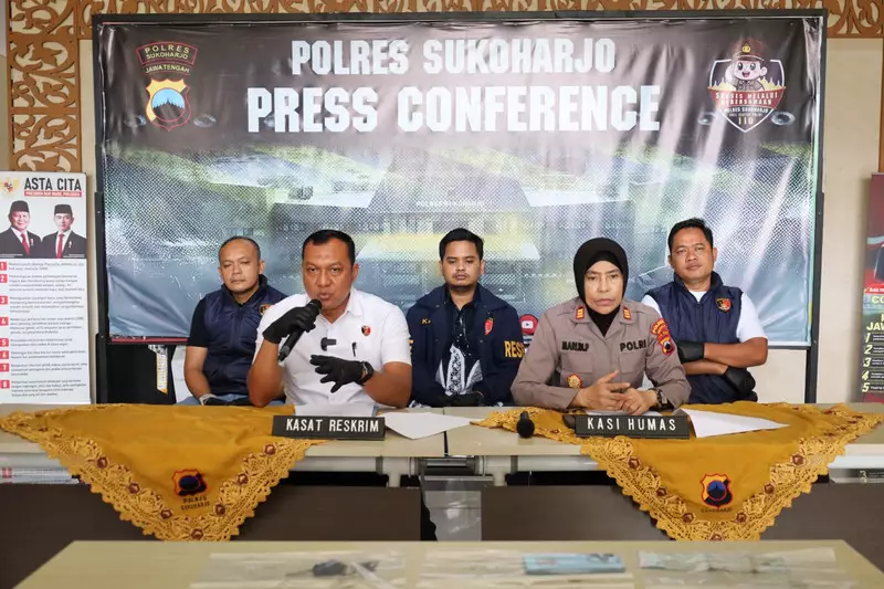 Polisi Tangkap 3 Debt Collector yang Coba Rebut Mobil Wanita di Sukoharjo