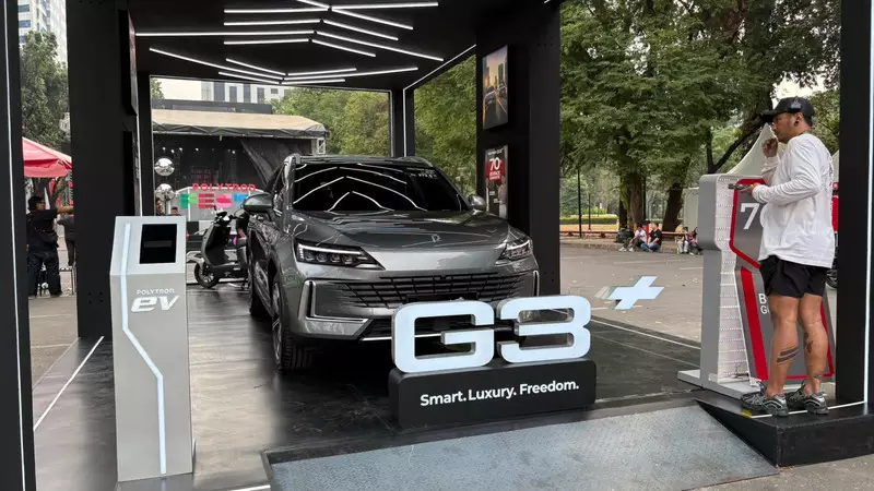 Polytron Tebar Promo Pembelian Mobil dan Motor Listrik di Polytron Fest 51