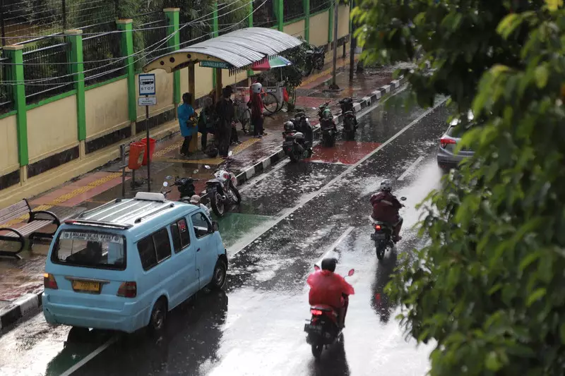 Prakiraan Cuaca Hari Ini: Jakarta Selatan Hujan Ringan