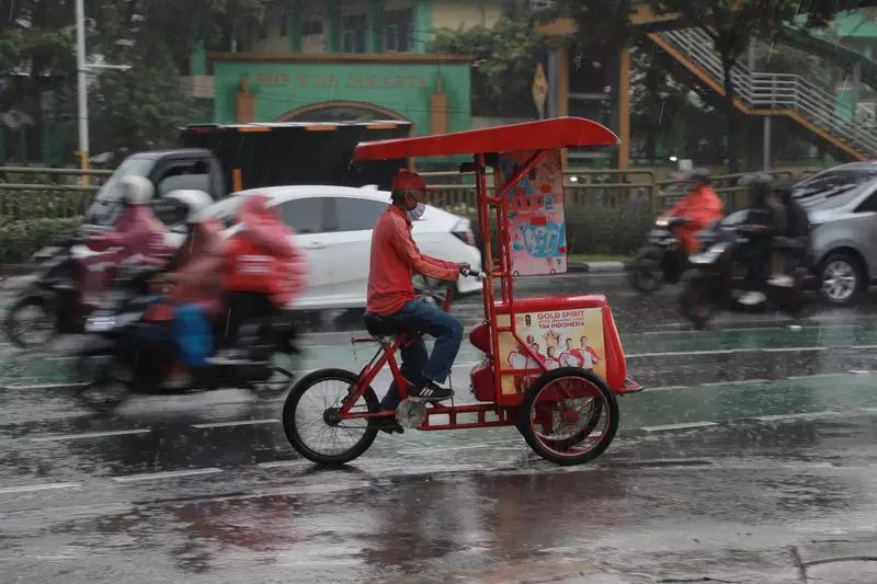 Prakiraan Cuaca Hari Ini: Jaksel Hujan Ringan, Jakpus Cerah