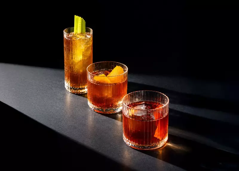 Ragam Menu Eksklusif Bercita Rasa Lokal di Padma Hotels saat Negroni Week