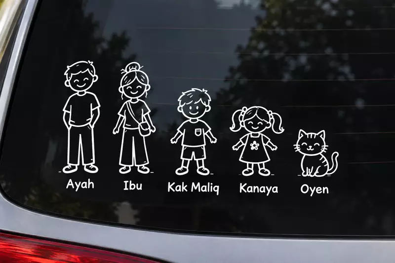 Stiker Nama Keluarga di Mobil Bisa Jadi Celah Kejahatan, Ini Penjelasannya, Moms