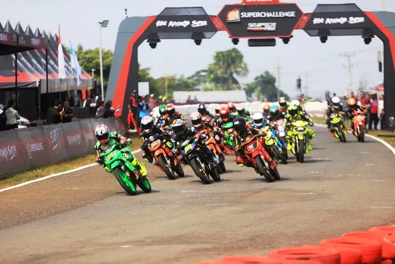 Superchallenge Super Prix Kini Jadi Incaran Pembalap Nasional & Internasional