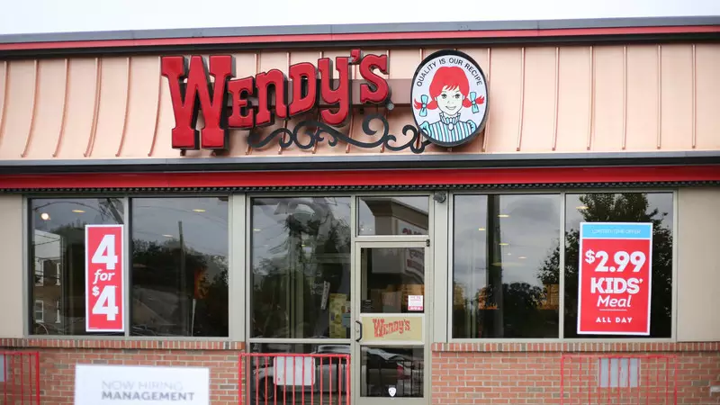 Tertekan Harga Daging-Pemasaran, Pemilik Waralaba Wendy's di AS Ajukan Bangkrut